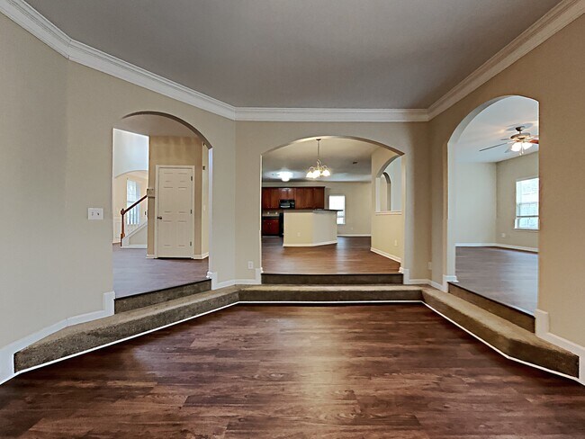 Building Photo - 308 Jarrod Oaks Court