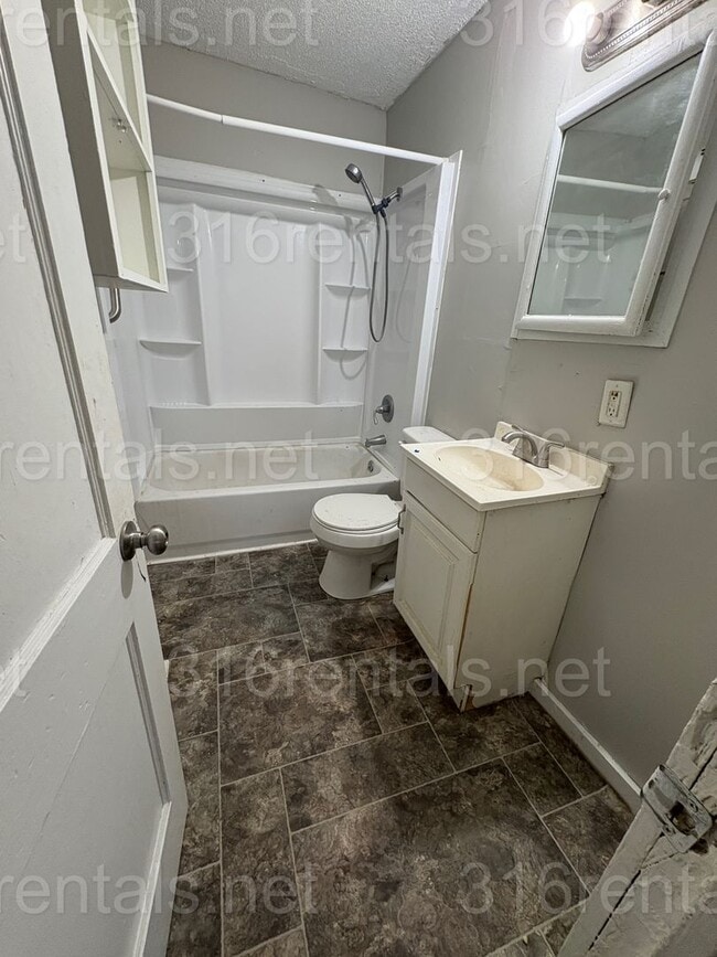 Foto del edificio - $685 - 2 bedroom / 1 bathroom - Single Family Home