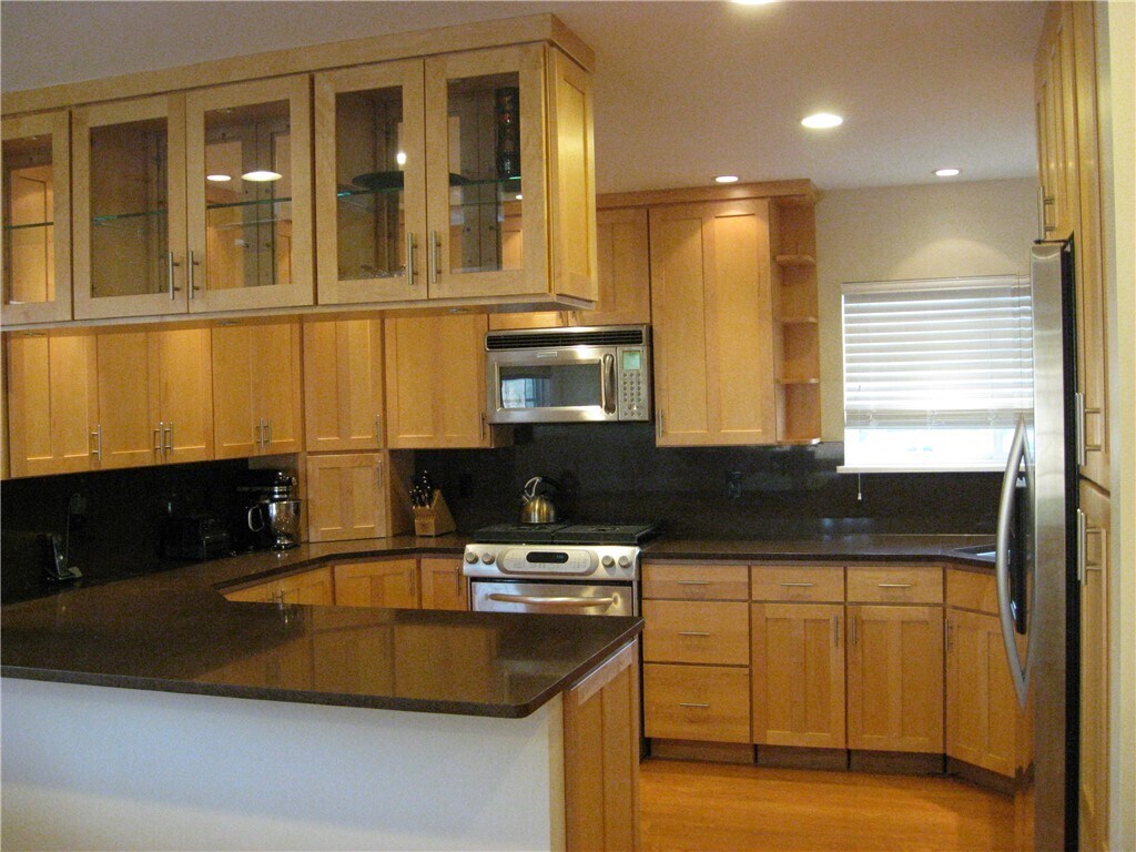 Building Photo - 7651 Ontario Dr