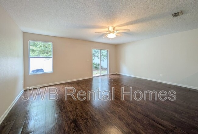 Building Photo - 7156 Timmerman Ln