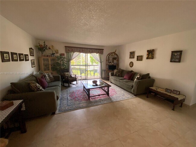 Foto del edificio - 7965 SW 86th St