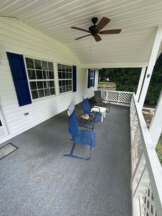 Foto del edificio - Cozy, 3-Bedroom Home, 2-Bathroom Home