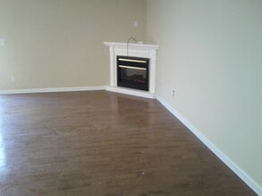 Building Photo - 1147 Telluride Dr