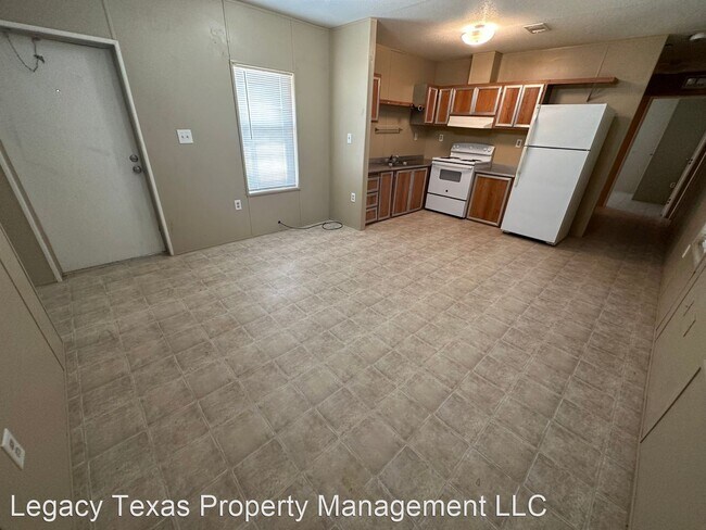 Building Photo - 3 br, 1 bath House - 7177 Retta Mansfield Rd
