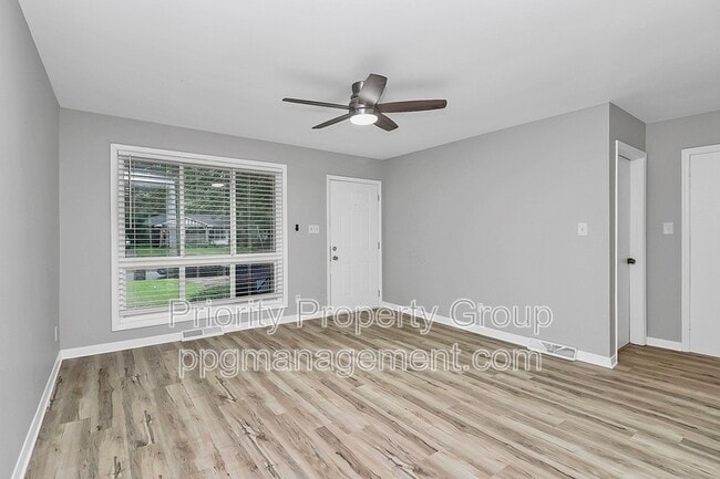 Building Photo - 1808 Herrin Ave