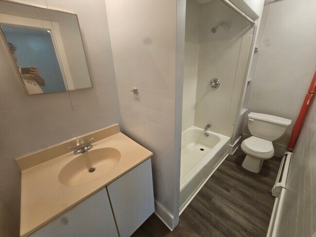 Foto del edificio - 53 Pulaski St