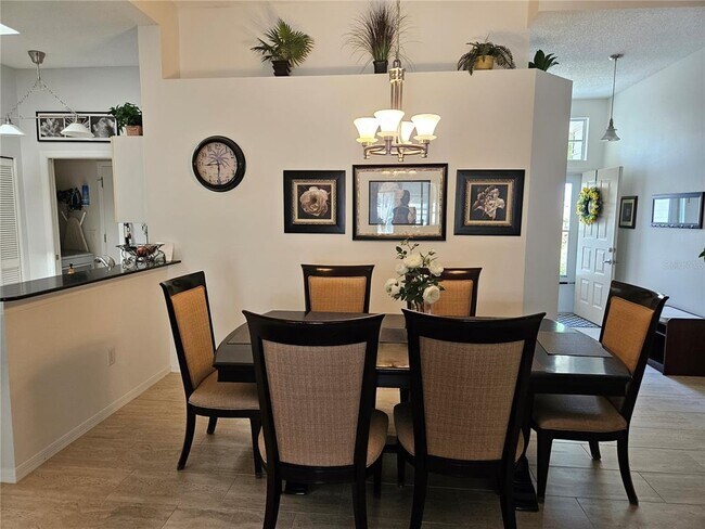 Foto del edificio - 2418 Nantucket Field Way