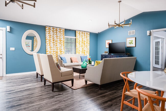 Building Photo - Sunscape Apartment Homes