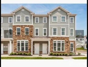Building Photo - 1513 Hudson Cir