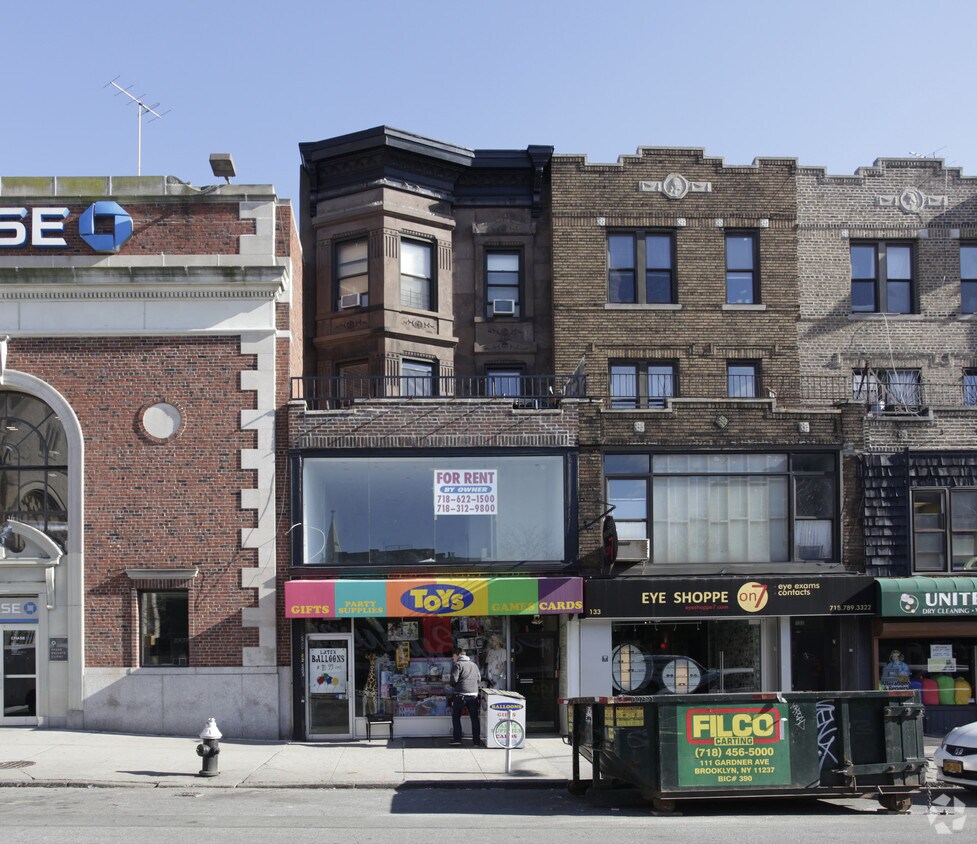 Foto del edificio - 131 7th Ave
