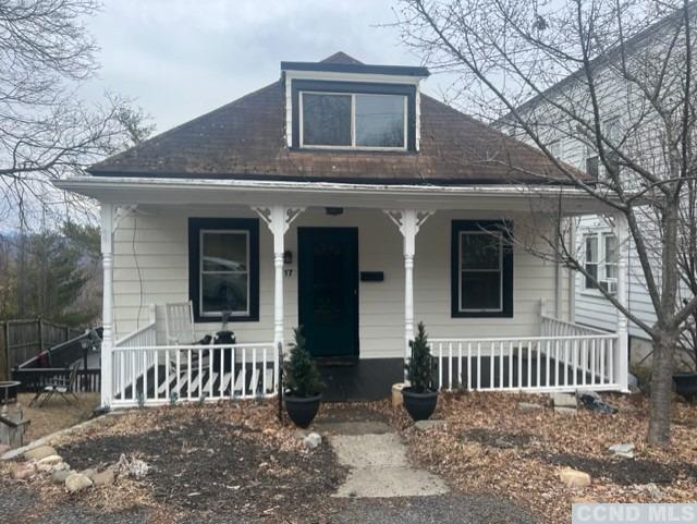 Foto principal - 17 Rossman Ave