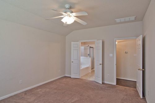 Building Photo - 32307 Golden Oak Park Ln