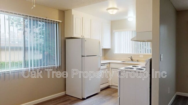 Foto del edificio - 1674 Cordoba St