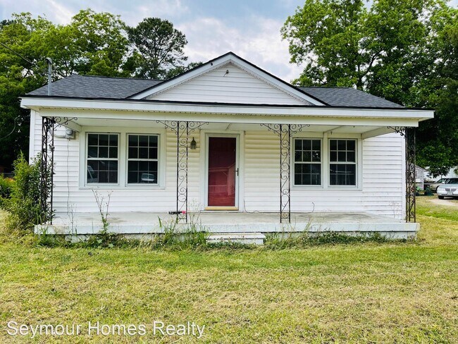 Building Photo - 3 br, 1 bath House - 171 Belfast Avenue