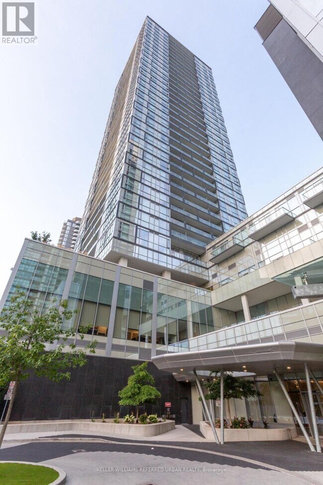 Building Photo - 5180 Yonge St