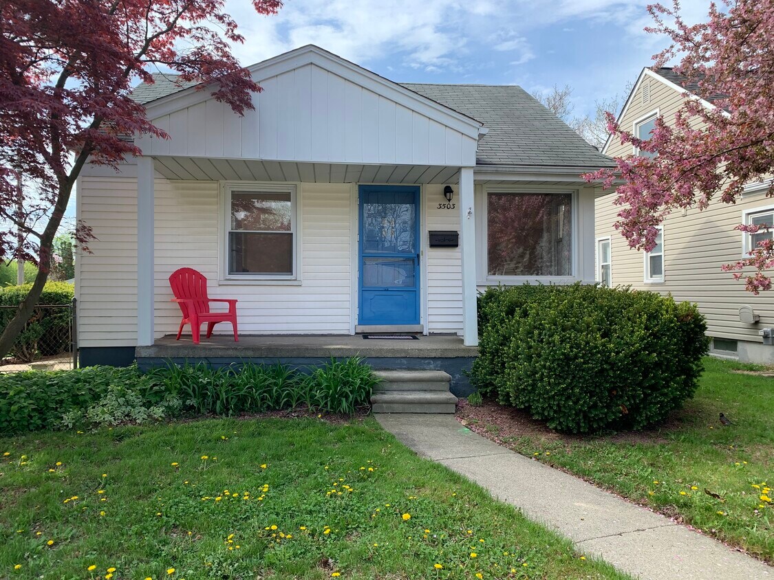 3503 Ravena Ave, Royal Oak, MI 48073 House Rental in Royal Oak, MI