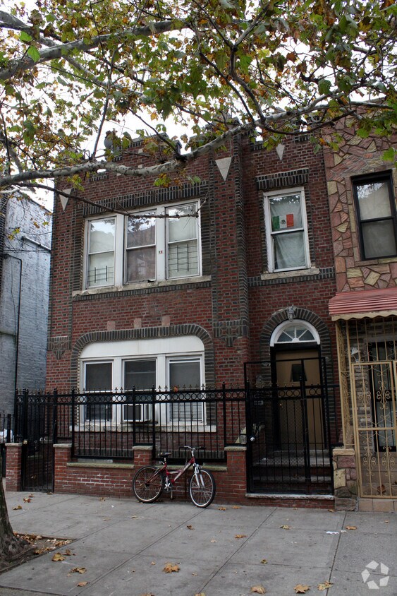 Primary Photo - 1165 Colgate Ave