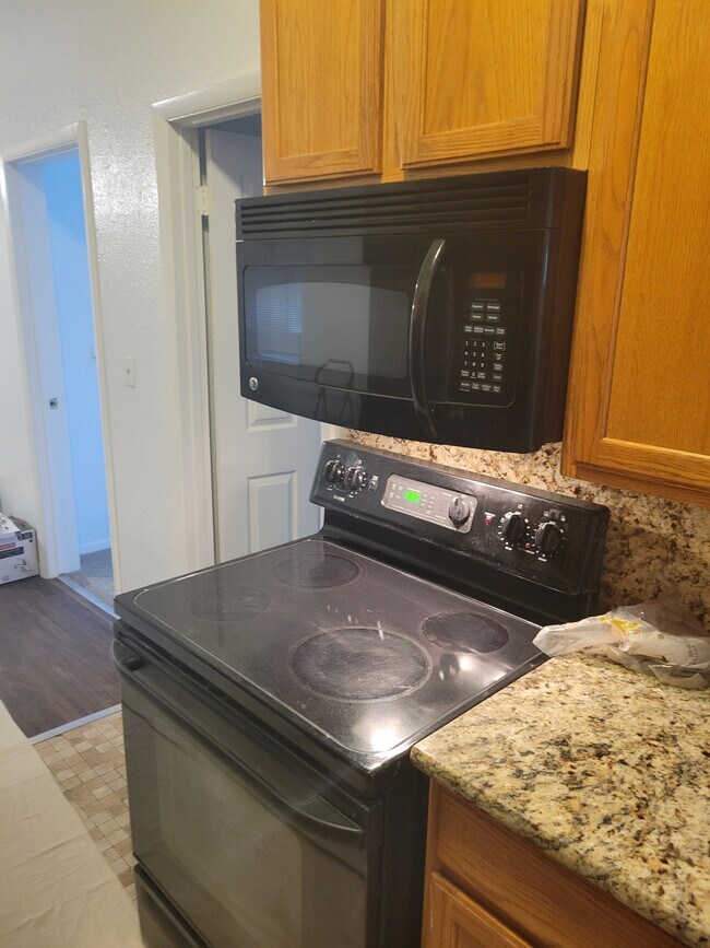 Foto del edificio - 94 N Sherman St