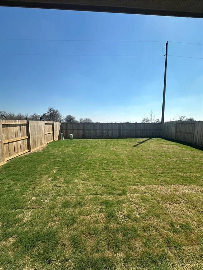 Foto del edificio - 206 Mercury Sky Rd