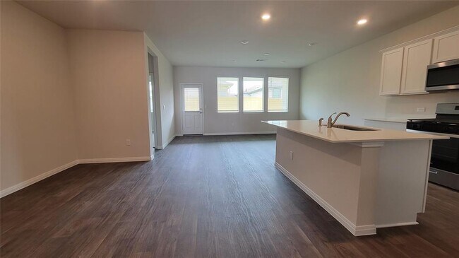 Foto del edificio - 115 Palo Pinto Dr