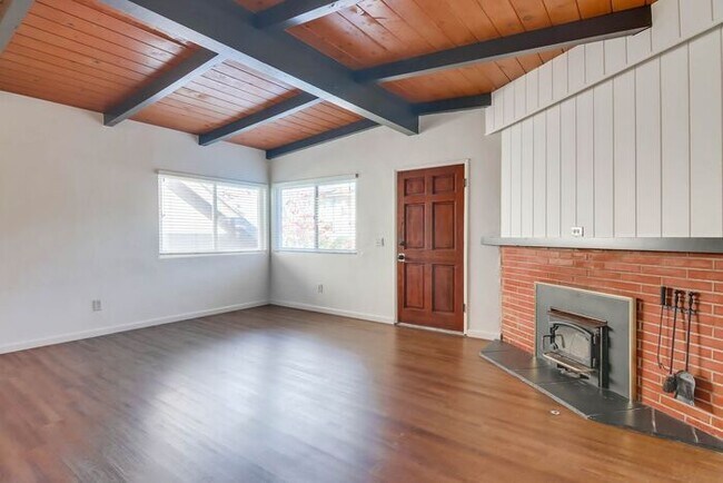 Foto del edificio - Charming Beach Cottage in Ocean Beach