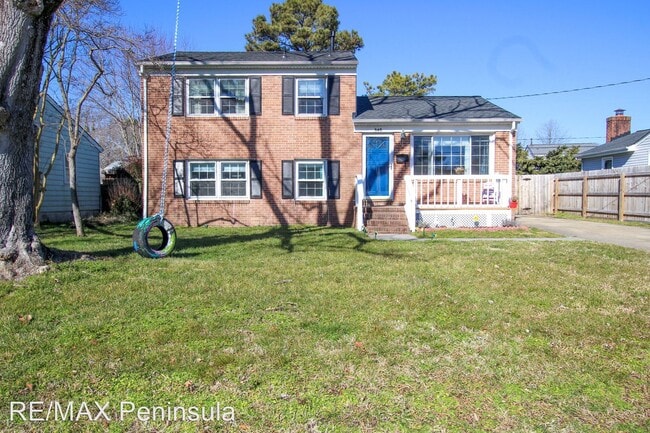 Building Photo - 4 br, 2 bath House - 846 Thames Drive