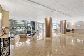 Building Photo - 2100 Sans Souci Blvd