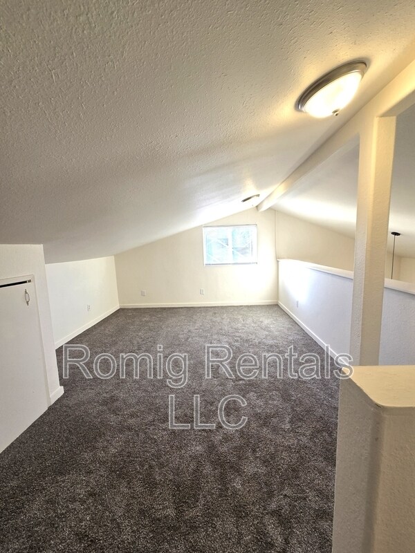 Foto del edificio - Cent- 1206 B Street