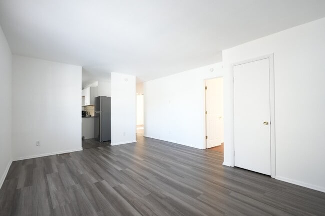 Building Photo - 3613 Jonquil St