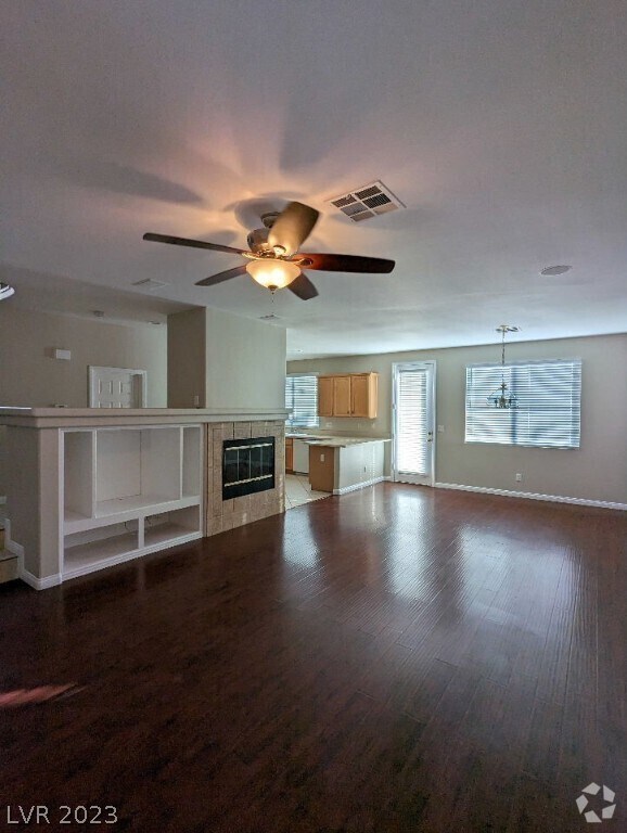 Tompkins Grand Houses for Rent with a Garage Las Vegas, NV 1 Homes