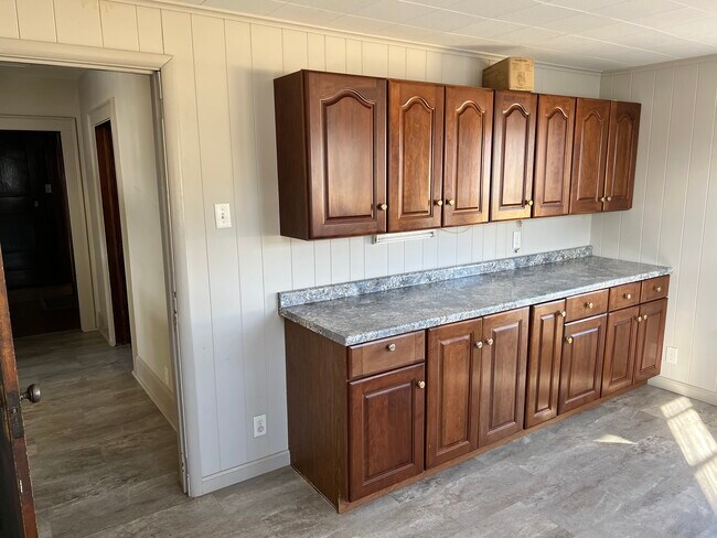 Building Photo - 4800 S 7th St