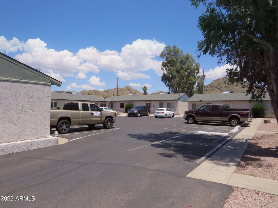 13221 21st Pl, Phoenix, AZ 85022 Townhome Rentals in Phoenix AZ