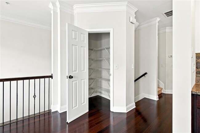 Building Photo - 6153 Indian Wood Cir