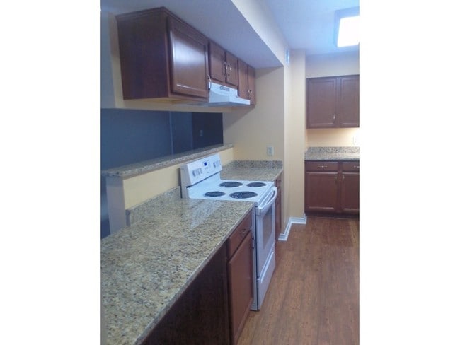 Building Photo - 4200 S I-10 Service Rd W