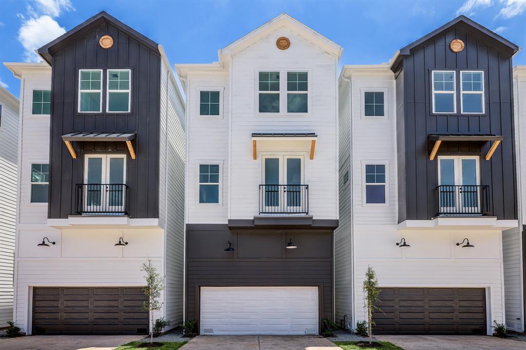Foto principal - 2804 Versailles Oak Ln