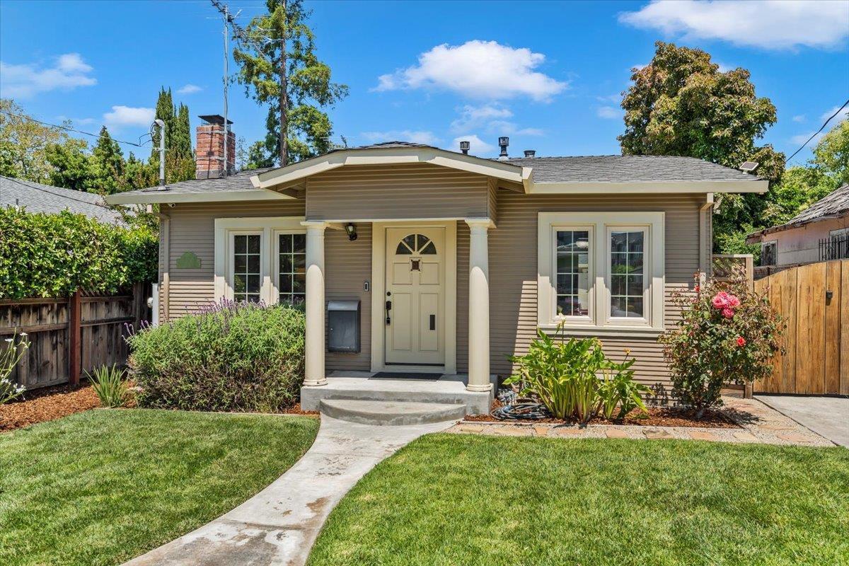 Foto principal - 1375 Magnolia Ave