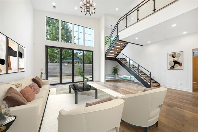 Foto del edificio - 205 E 25th St
