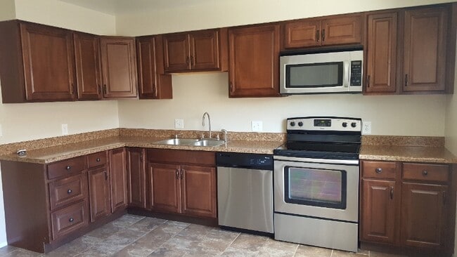 Photo - 133 S 18th Ave Apartment