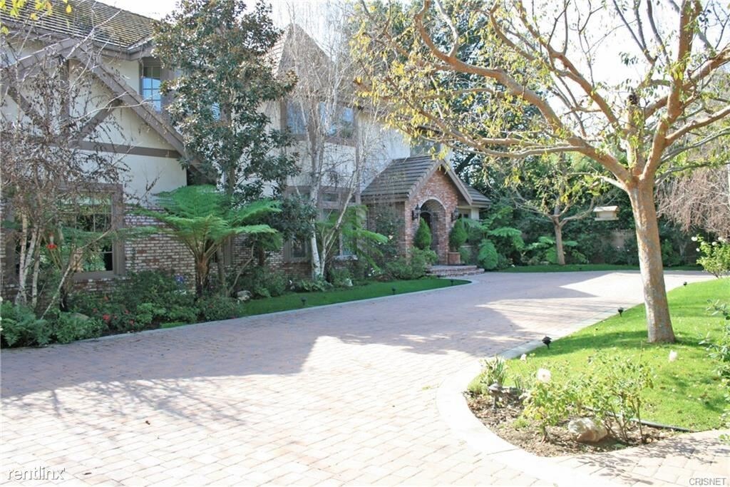 Primary Photo - 5 br, 7 bath House - 13924 Weddington St