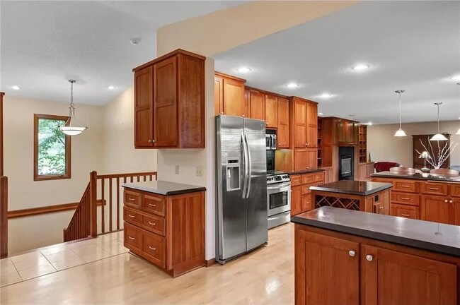 Foto del edificio - 957 Pine View Ct