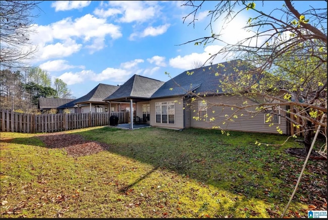 Building Photo - 2015 River Birch Way