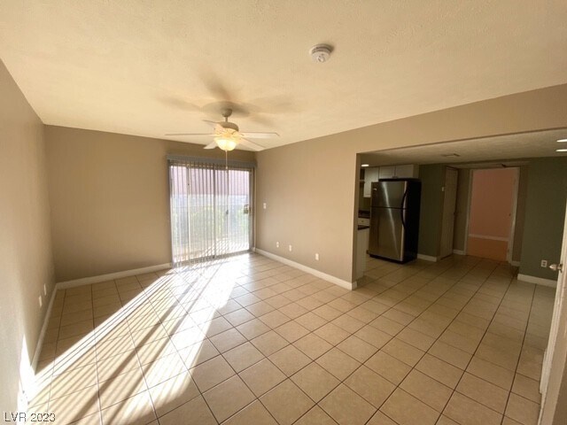 Building Photo - 4450 Sandy River Dr