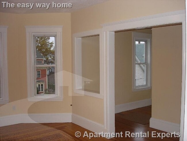 Building Photo - 5 Belmont Square