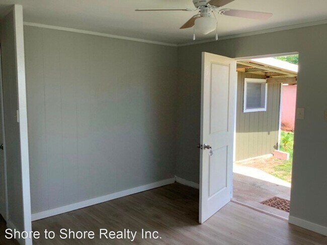 Building Photo - 3 br, 1 bath House - 335-B Momi Place