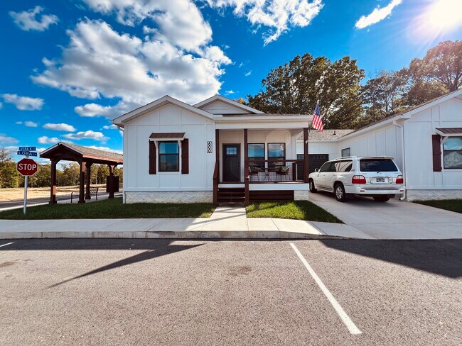 Exterior - 600 Vera K Ct