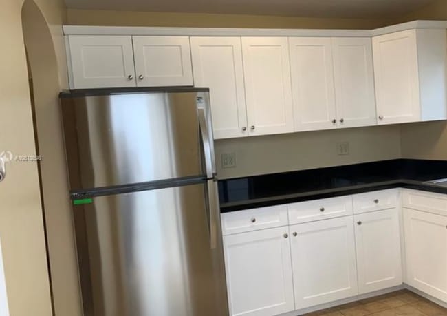 Foto del edificio - 915 N 18th Ct