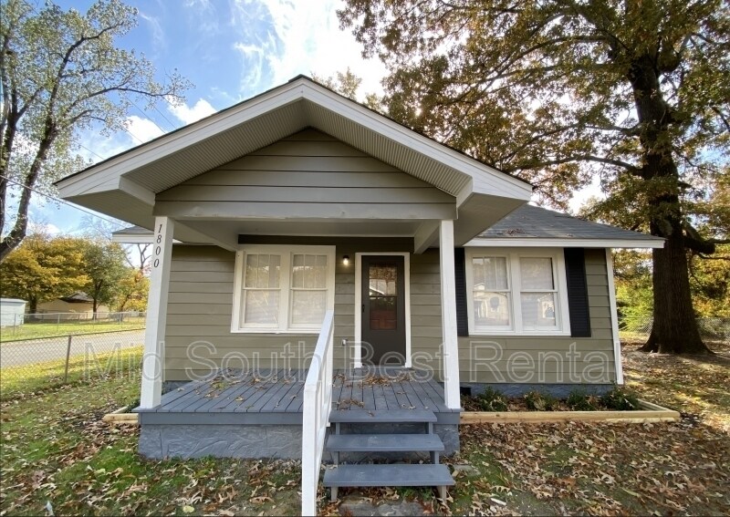 Primary Photo - 1800 W Long 17th St