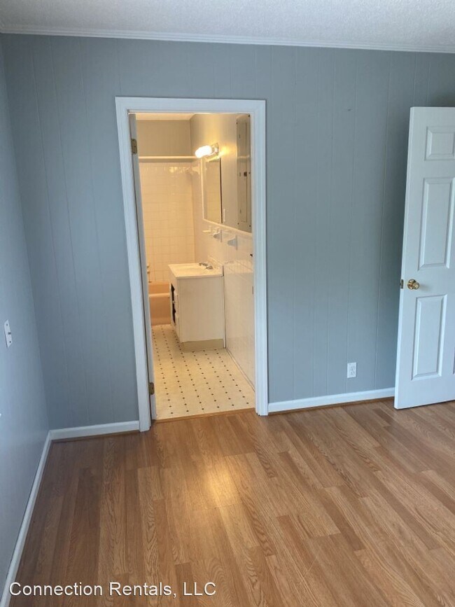 Foto del edificio - 1 br, 1 bath House - 38 Calhoun Street