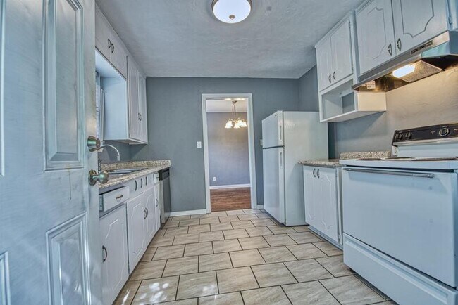 Photo - 2429 NW 35th St House