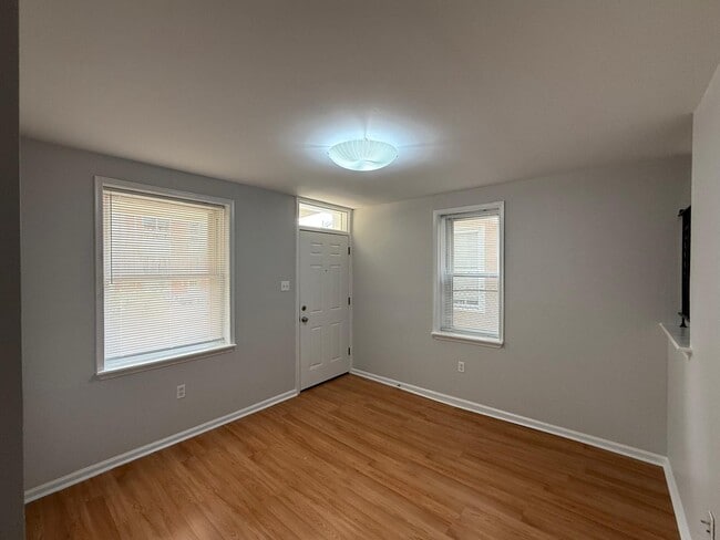 Building Photo - 2668 Braddock St